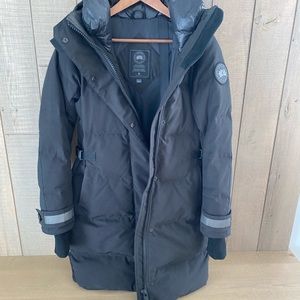 Canada Goose Black Label Bennette Down Parka. Size XS